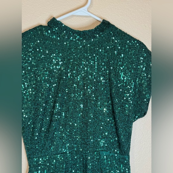 Closet Stunning Emerald Green Dress size 4 - Picture 5 of 6